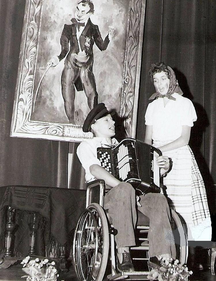 Höstfest 1958. Sune och Laila.