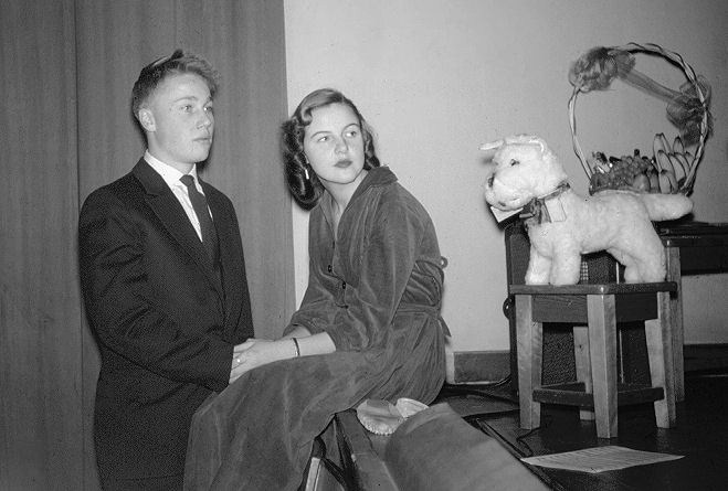 Billy "Bobby" Bäck och "Api".