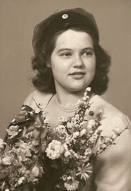Inga-Britt Palmér, realexamen 1949.
